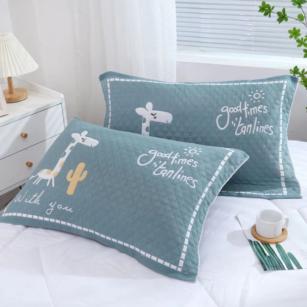 Vỏ gối sợi tre cho bé Topaz thoáng mát dễ thương